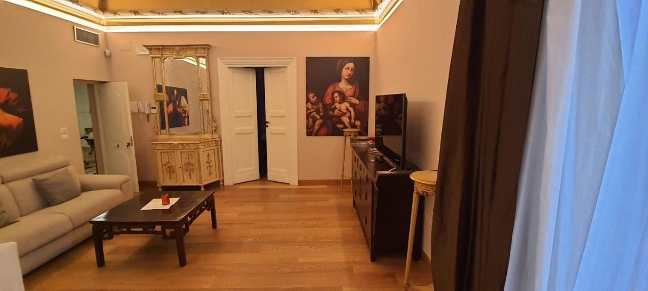 Duca Di Sarro Le Suites CTA Exterior foto